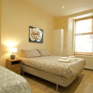Apartment Pitt Street Beautiful Spacious Free Parking And Free Sanitizer