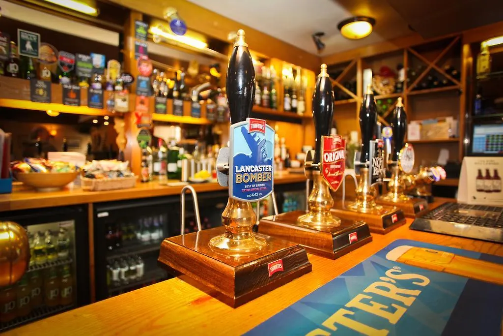 ホテル The Howard Arms ブランプトン